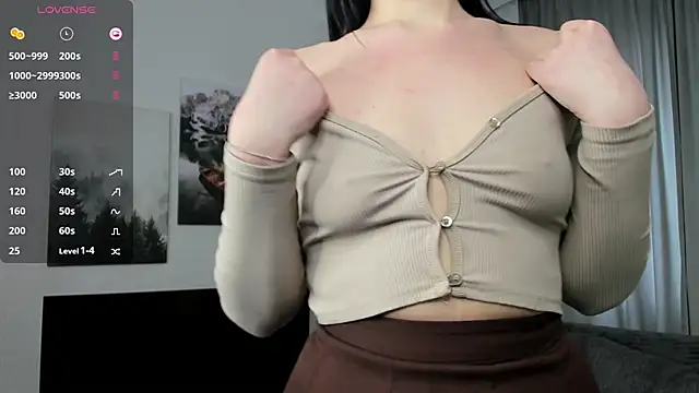 Snapshot of Bonnie_White chatting on February 28, 2025, 7:05 am Bonnie White online show from February 28, 2025, 7:05 am