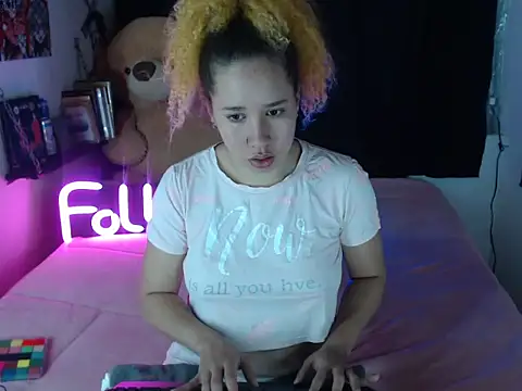 temptation-x online show from July 11, 2026, 4:24 am