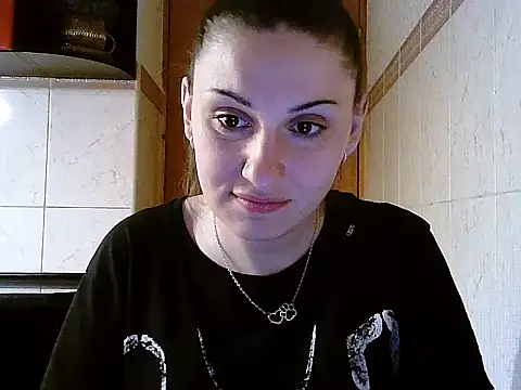 Yuliia30 online show from April 8, 2026, 4:30 pm