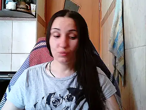 Snapshot of Yuliia30 chatting on July 15, 2026, 7:48 am Yuliia30 online show from July 15, 2026, 7:48 am