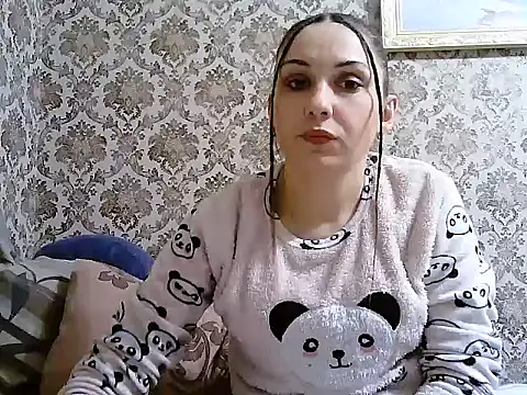 Yuliia30 online show from October 16, 2025, 2:36 pm