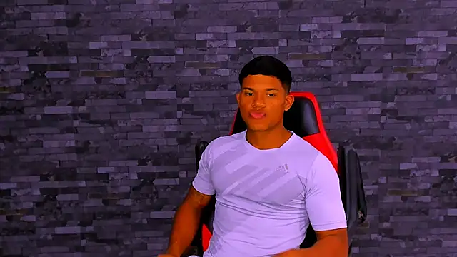 maxsteel177 online show from December 2, 2025, 1:35 pm