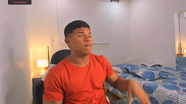 maxsteel177 online show from March 6, 2025, 11:31 pm