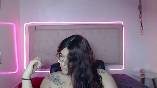 Snapshot of kathepickmanx chatting on October 16, 2025, 4:10 am kathepickmanx online show from October 16, 2025, 4:10 am