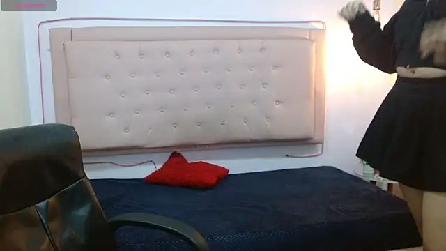 kathepickmanx online show from December 23, 2025, 3:28 am