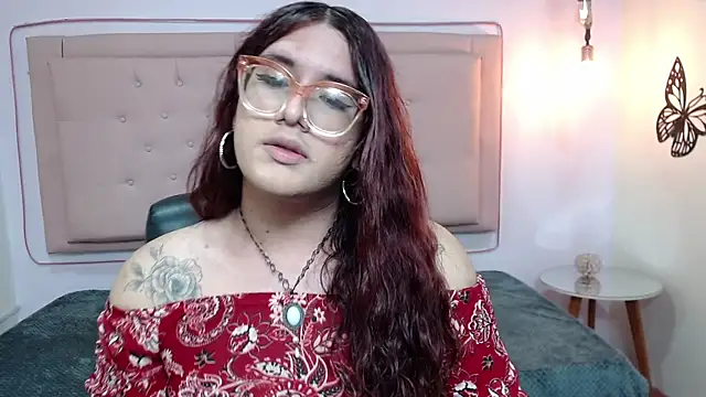 Snapshot of kathepickmanx chatting on September 25, 2025, 3:34 am kathepickmanx online show from September 25, 2025, 3:34 am