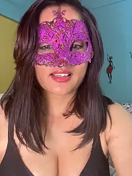 Ayeshaa  25 online show from February 5, 2025, 4:47 pm