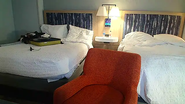 KattyFR online show from April 4, 2026, 12:23 pm