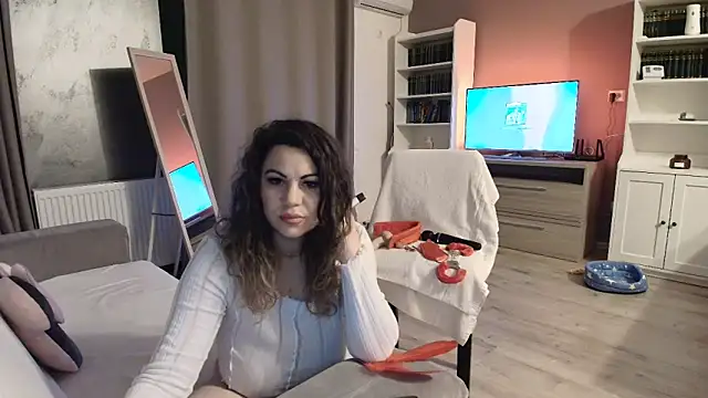 Snapshot of VixenVibesX chatting on March 16, 2025, 6:44 pm VixenVibesX online show from March 16, 2025, 6:44 pm