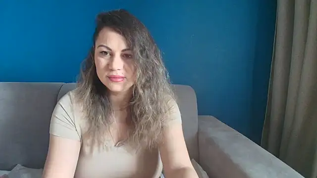 Snapshot of VixenVibesX chatting on February 23, 2025, 7:55 am VixenVibesX online show from February 23, 2025, 7:55 am