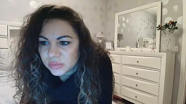 Snapshot of VixenVibesX chatting on March 12, 2025, 1:25 am VixenVibesX online show from March 12, 2025, 1:25 am