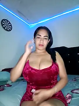 CarolinePolsen online show from October 15, 2025, 12:24 pm