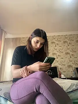 Rosanna Rennie online show from February 25, 2025, 8:14 am