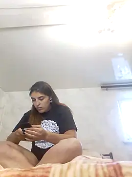 Rosanna Rennie online show from September 25, 2025, 12:44 pm