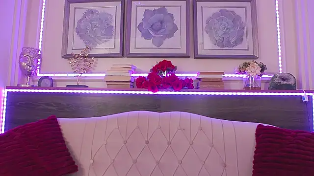 BustyEva  online show from March 4, 2026, 4:42 am