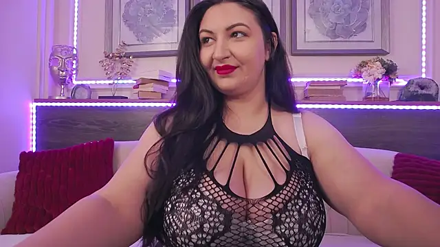 BustyEva  online show from May 16, 2026, 3:27 am