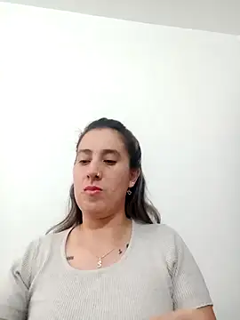 CHARLOTTE 1711 online show from February 16, 2025, 10:55 pm