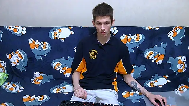 Lester Broo online show from June 4, 2026, 3:11 am