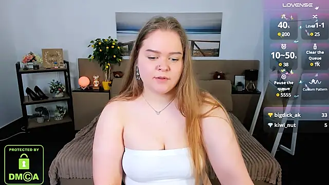 Erica  Alta online show from March 11, 2025, 9:34 am