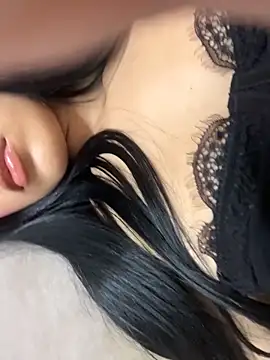 BellaaStorm online show from November 9, 2025, 8:07 am