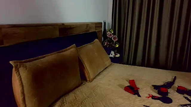 Snapshot of ShadowSweety chatting on February 19, 2025, 9:58 pm ShadowSweety online show from February 19, 2025, 9:58 pm