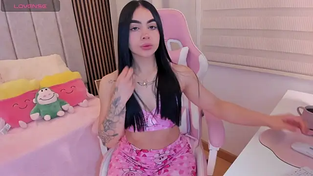 tamy xoo online show from October 25, 2025, 5:46 pm