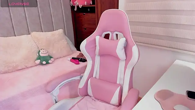 tamy xoo online show from October 11, 2025, 9:38 pm