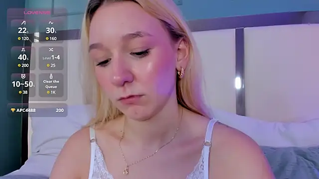 shatall rouge online show from February 25, 2025, 8:42 pm