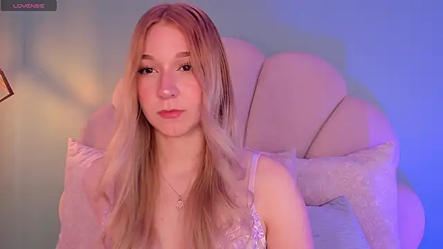 shatall rouge online show from November 28, 2025, 4:45 am