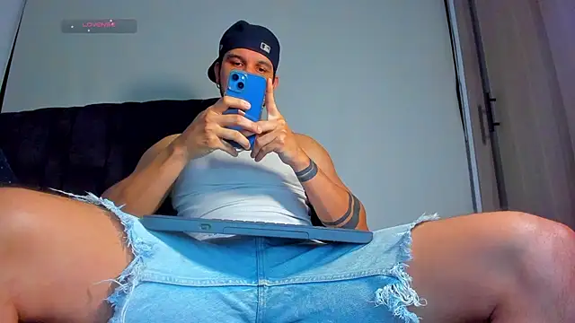 austinoficial online show from July 24, 2026, 1:23 am