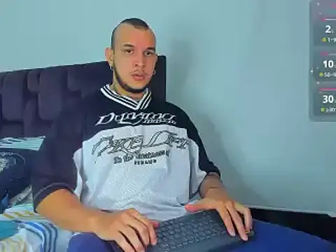 austinoficial online show from February 10, 2026, 1:04 am