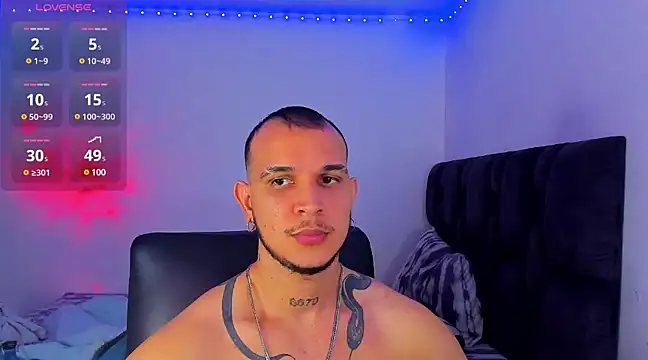 austinoficial online show from February 12, 2025, 11:30 pm