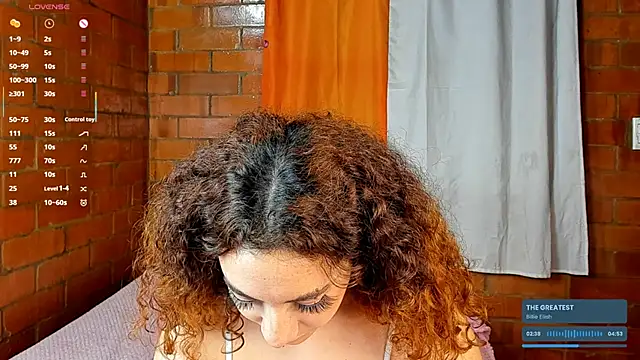 Snapshot of Annycolin_ chatting on February 6, 2025, 11:26 pm Annycolin online show from February 6, 2025, 11:26 pm