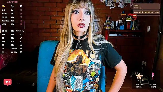 Snapshot of Annycolin_ chatting on December 2, 2025, 3:41 am Annycolin online show from December 2, 2025, 3:41 am