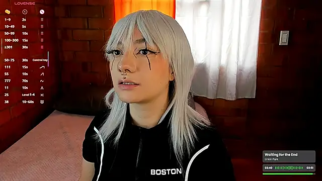 Snapshot of Annycolin_ chatting on February 19, 2025, 7:48 pm Annycolin online show from February 19, 2025, 7:48 pm