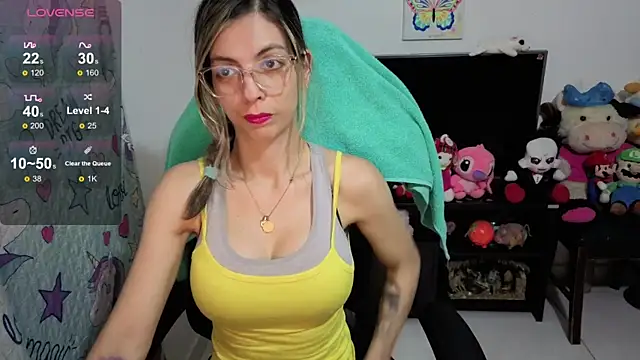 Princezzlove3 online show from September 26, 2025, 12:06 am