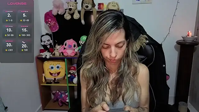 Princezzlove3 online show from November 12, 2025, 11:41 pm