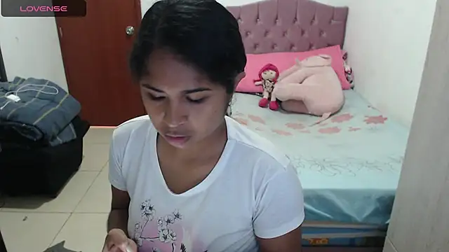 july-feria online show from October 4, 2025, 4:08 pm