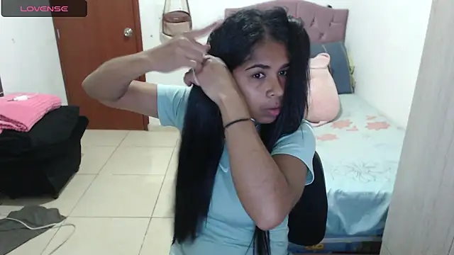 july-feria online show from September 17, 2025, 6:32 pm