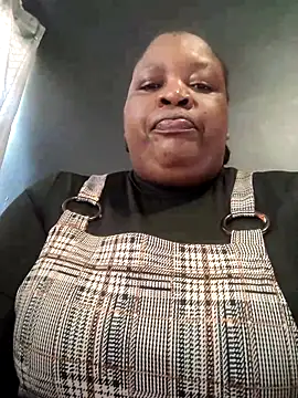 omalicha98 online show from April 1, 2026, 1:12 pm