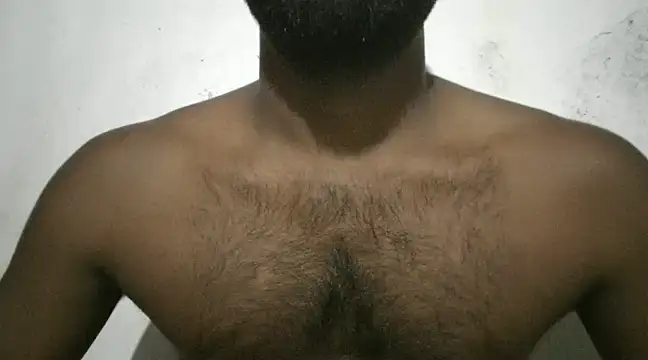 Snapshot of Raja_gamer chatting on February 5, 2025, 8:21 am Raja gamer online show from February 5, 2025, 8:21 am