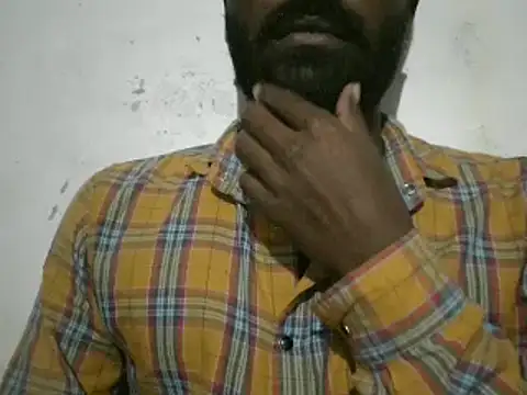 Snapshot of Raja_gamer chatting on January 16, 2025, 5:33 pm Raja gamer online show from January 16, 2025, 5:33 pm