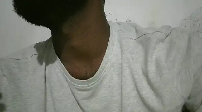 Snapshot of Raja_gamer chatting on February 7, 2025, 5:51 pm Raja gamer online show from February 7, 2025, 5:51 pm