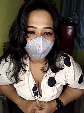 angelrani1234 online show from October 10, 2025, 8:53 pm