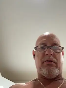 carlospingalinda online show from September 16, 2025, 9:54 am