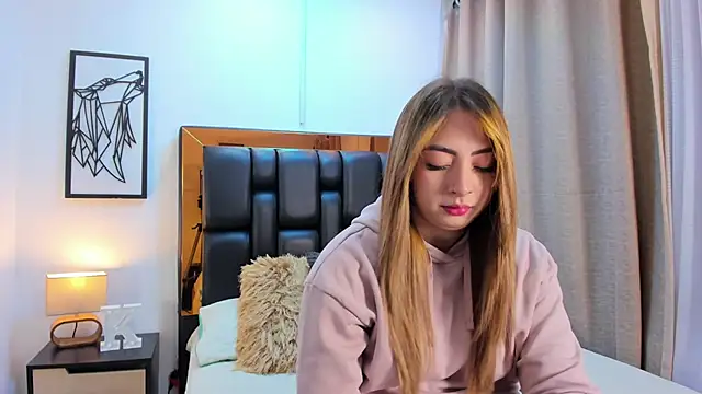 Katalina Evans online show from April 8, 2026, 11:55 am