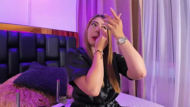 Katalina Evans online show from April 6, 2026, 11:55 am