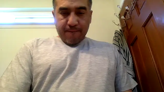Snapshot of smoothwick chatting on February 19, 2025, 6:32 pm smoothwick online show from February 19, 2025, 6:32 pm