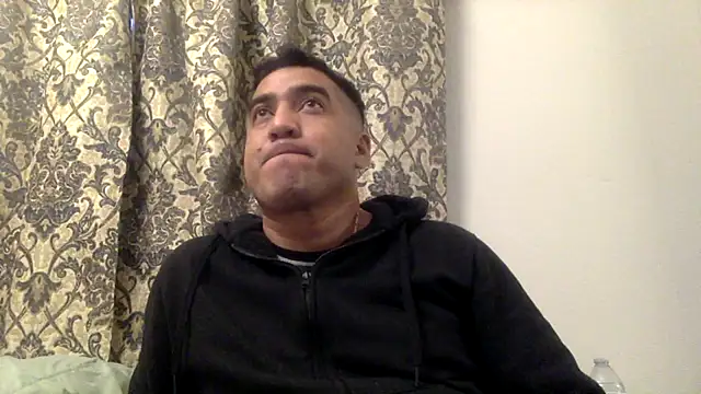 Snapshot of smoothwick chatting on February 14, 2025, 1:13 am smoothwick online show from February 14, 2025, 1:13 am