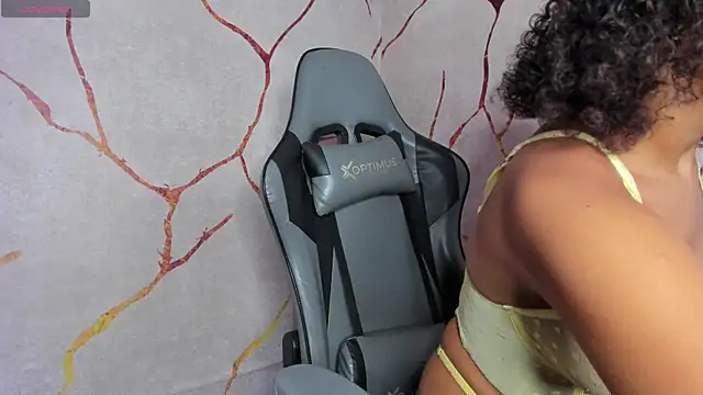 BrigitteRoy  online show from March 12, 2025, 3:24 am